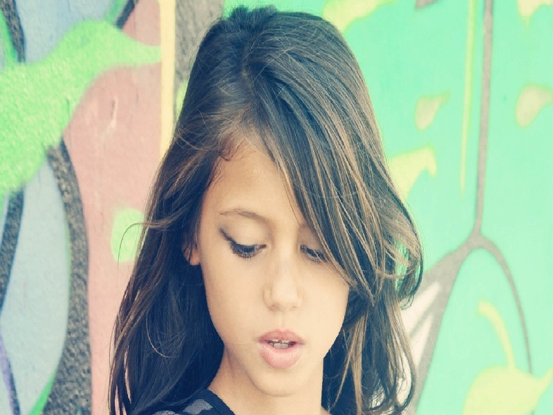 试管能用手加热（试管背面的卧底）